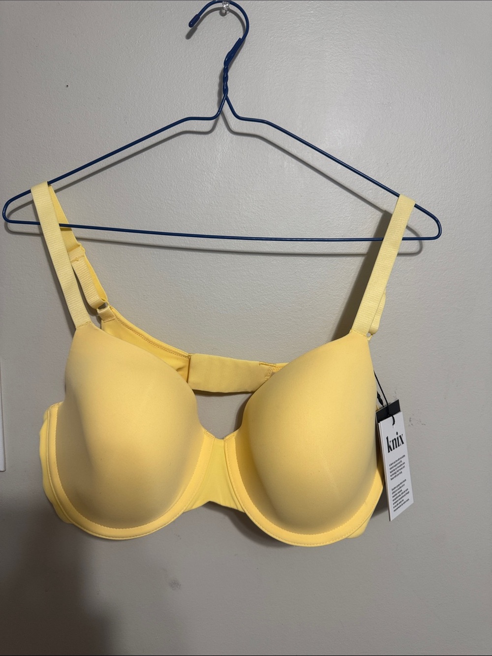 knix Light Yellow T-Shirt Bra with Smooth Molded Cups